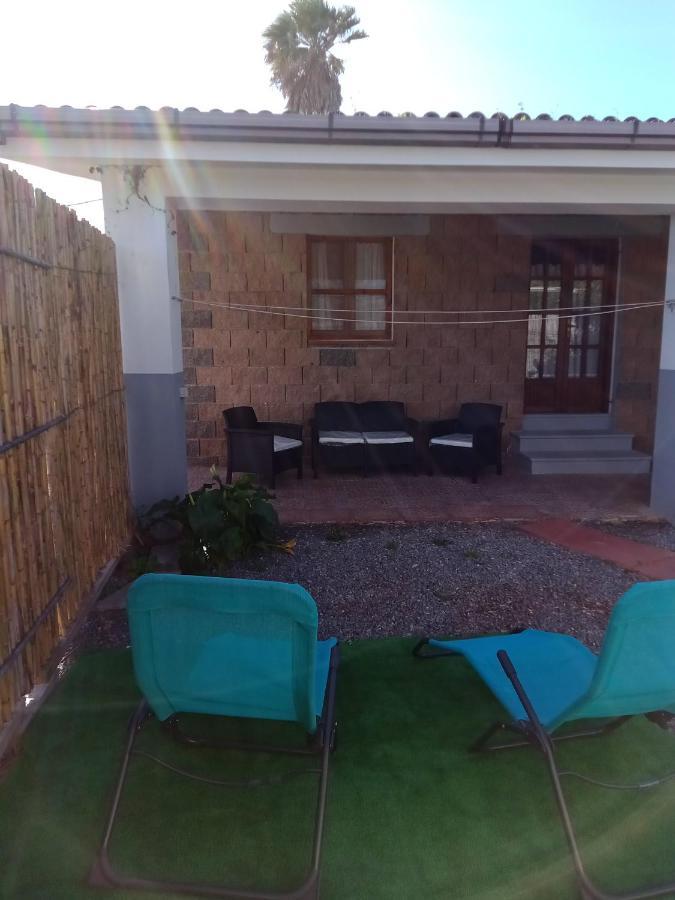 Casa Vacanza Ligustro Appartamento Il Toro Sant'Antioco Luaran gambar